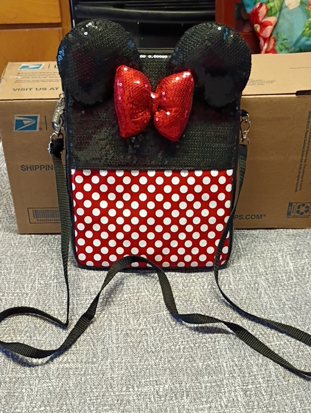 Disney Paris Minnie Mouse Tech Bag W/Adjustable Strap